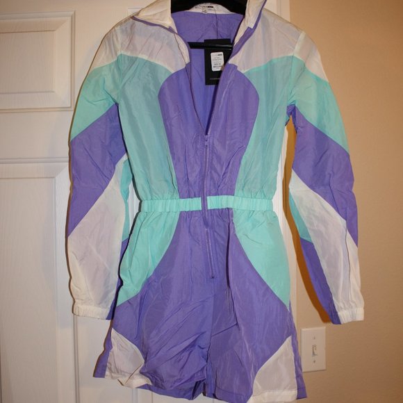 Color Block Romper - Picture 1 of 1